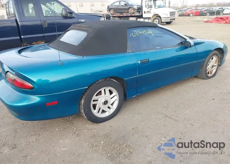1995 Chevrolet Camaro z USA, uszkodzony, nr VIN 2G1FP32S5S2221349